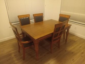 Dinette Set 150.00