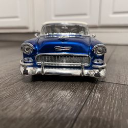 Diecast 1/18 Scale  RARE  1955 Chevrolet Nomad  Maisto PRO RODZ diecast car Blue 