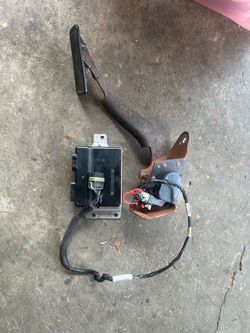 06-07 chevy/gmc tac module and pedal
