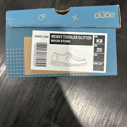 Girl shoes