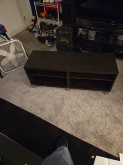 Entertainment center