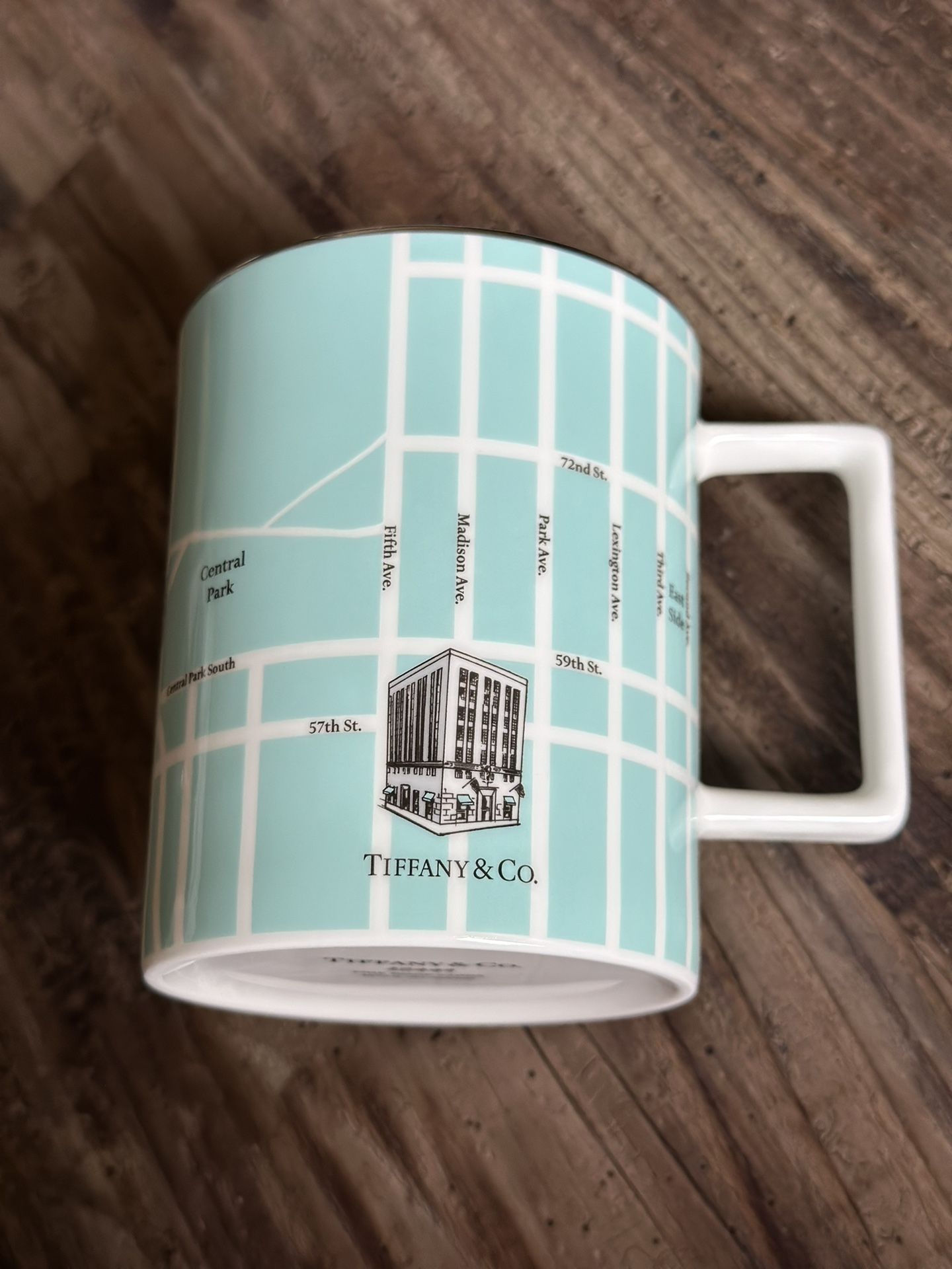 Tiffany & Co. Limited Fifth Avenue Manhattan Mug Blue Bone China 