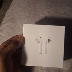 Airpods 2nd Gen (Best Offer)