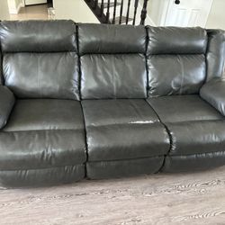 Reclining Electronic Couch 