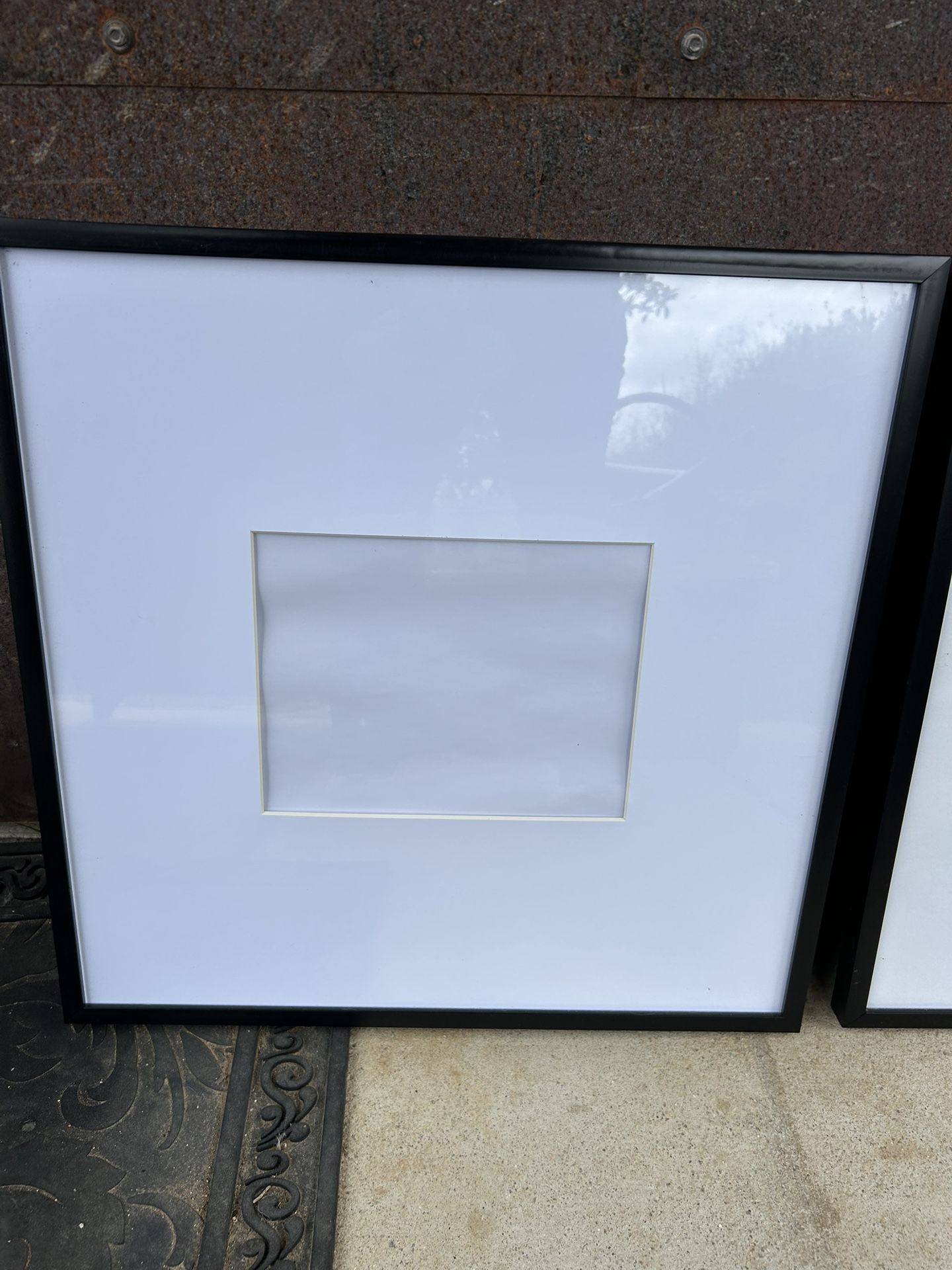 Like New, Wall Hanging Picture Frame. Horizontal or Vertical. Dimensions In Pics.