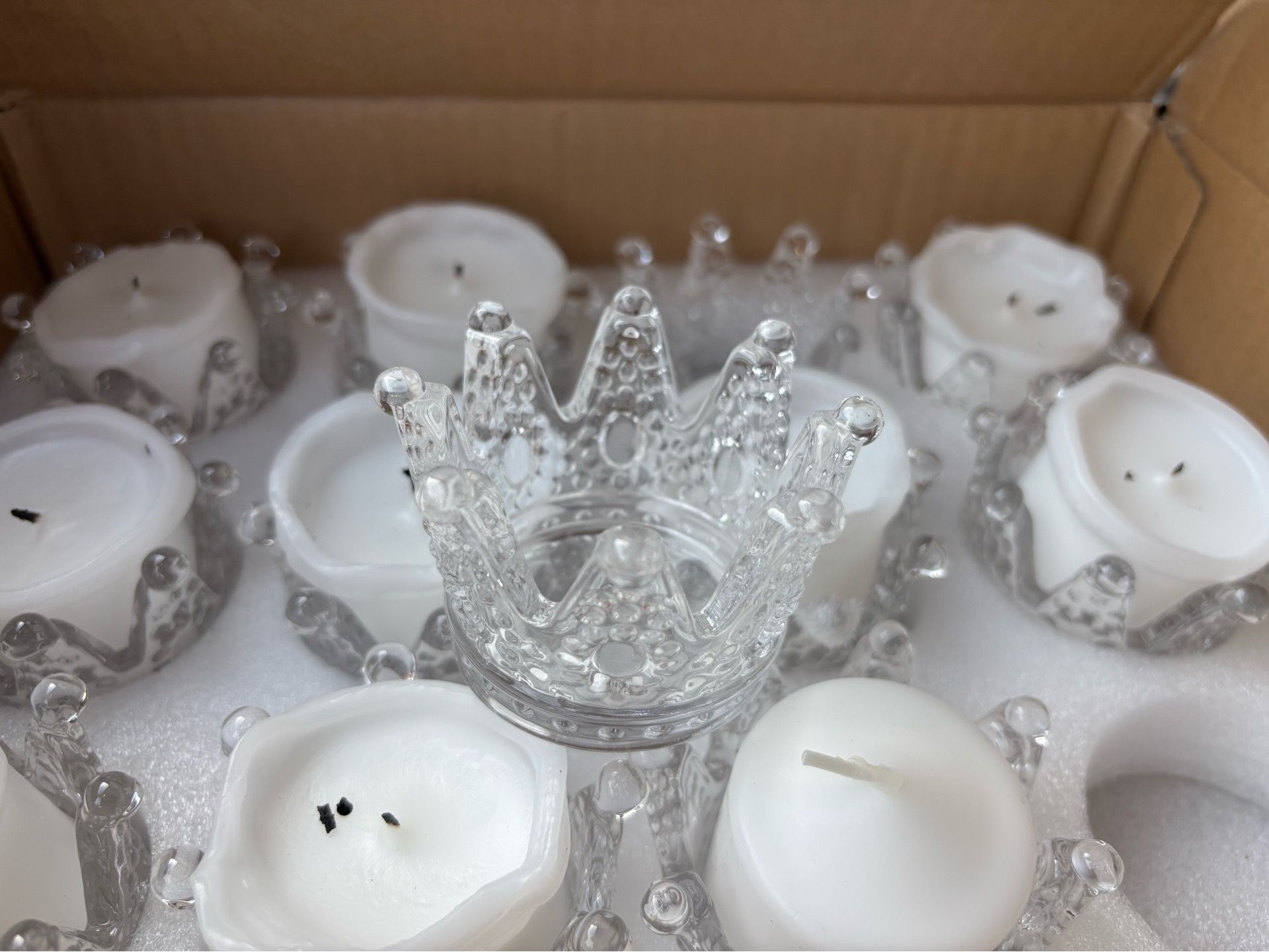 King hat candle votive