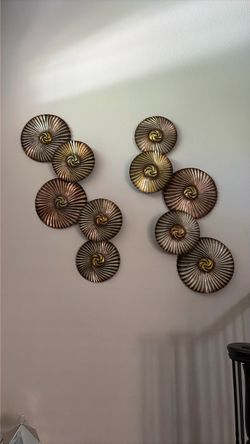 Hanging wall decor pieces 2 piece
