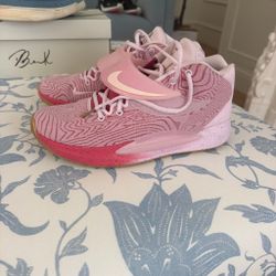Nike KD Basketball Sneakers Pink size 12
