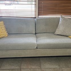 Ethan Allen Gray Sofa – Comfortable Couch