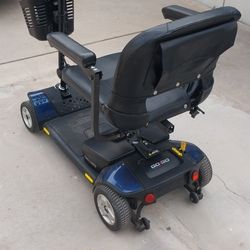 Wheelchair Foldable. 