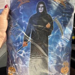 Ghoul Robe 