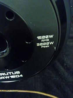 Subwoofer...6000.watts Maximo...3000 Watts MRS...15...350$