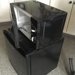 Microwave And Refrigerator 