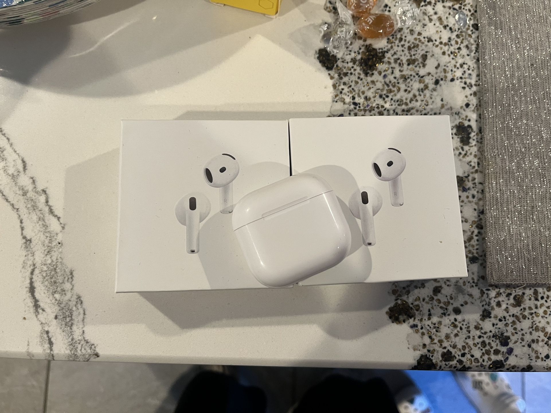 AIRPODS!! BRAND NEW UNOPENED (Have Multiple So If Need More Let Me Know)
