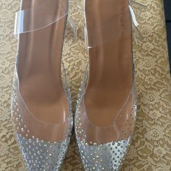 New Women’s Size 8 Clear Sling Back Square Heels