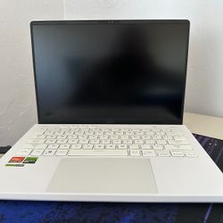 Asus ROG Zephyrus G14 GA402XV 2023 165hz QHD+ Ryzen 9 7940HS RTX 4060 32GB 2TB
