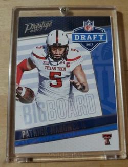 Patrick Mahomes Rookie Card MINT $150 PICK UP!$160 SHIPPED THROUGH PAY PAL OR CASH APP!