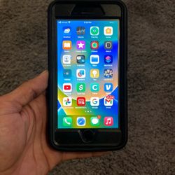 iPhone 8 Plus  64gb Unlocked!