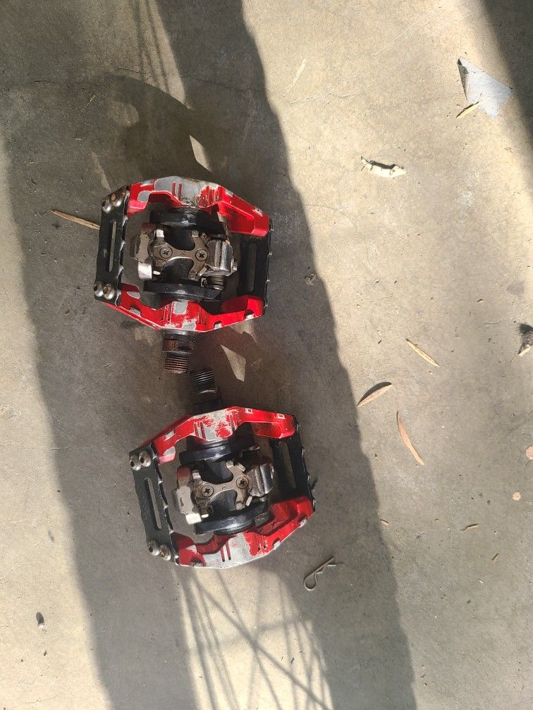 Shimano DX Pedals, BMX Mid School Clip On, GT Speed Series