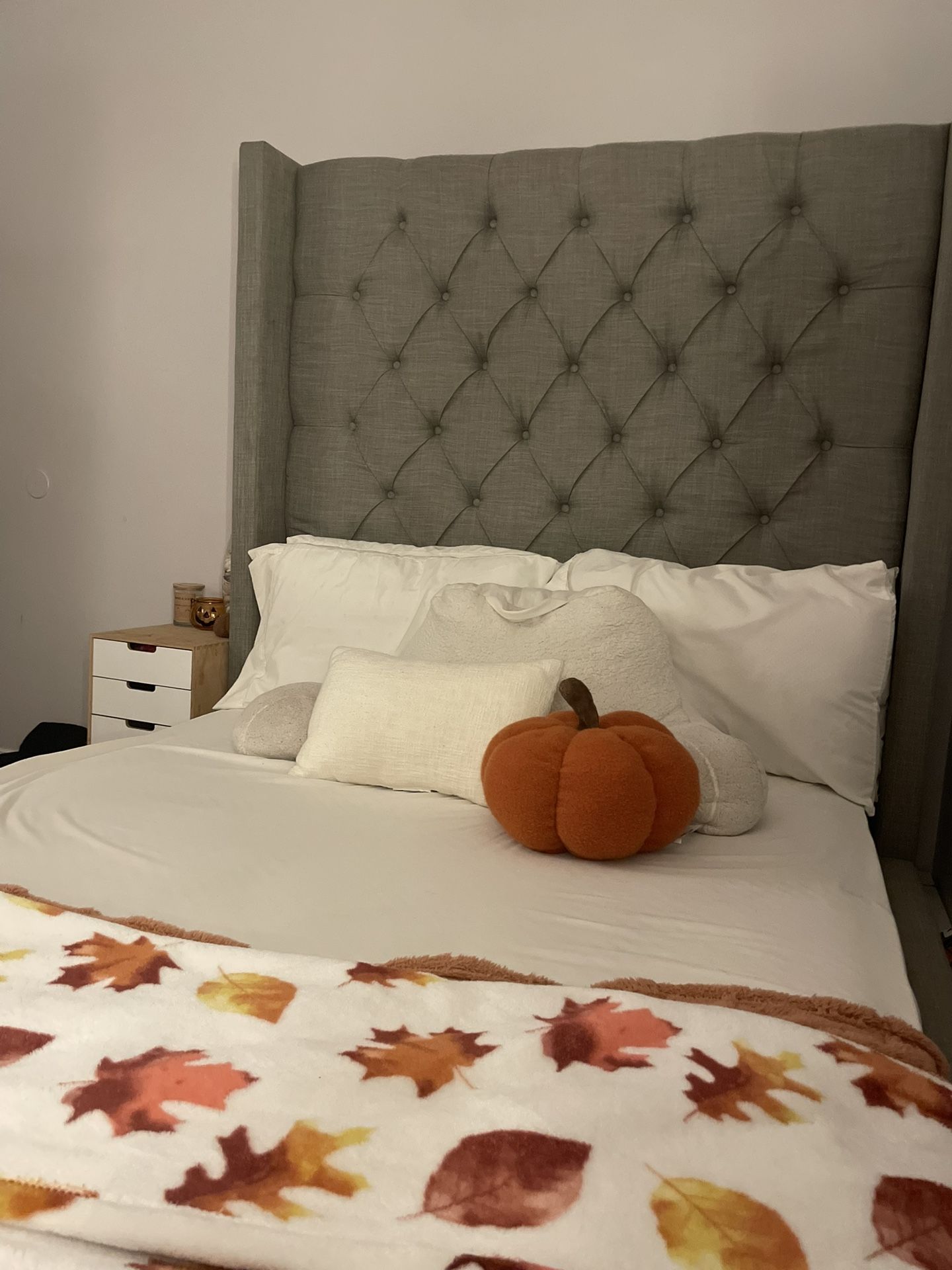 Bed Frame With Head Board