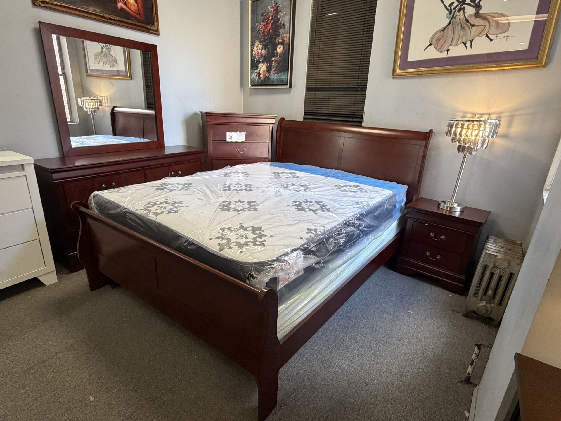 GORGEOUS, STURDY Bedroom Set at an AMAZING PRICE!?