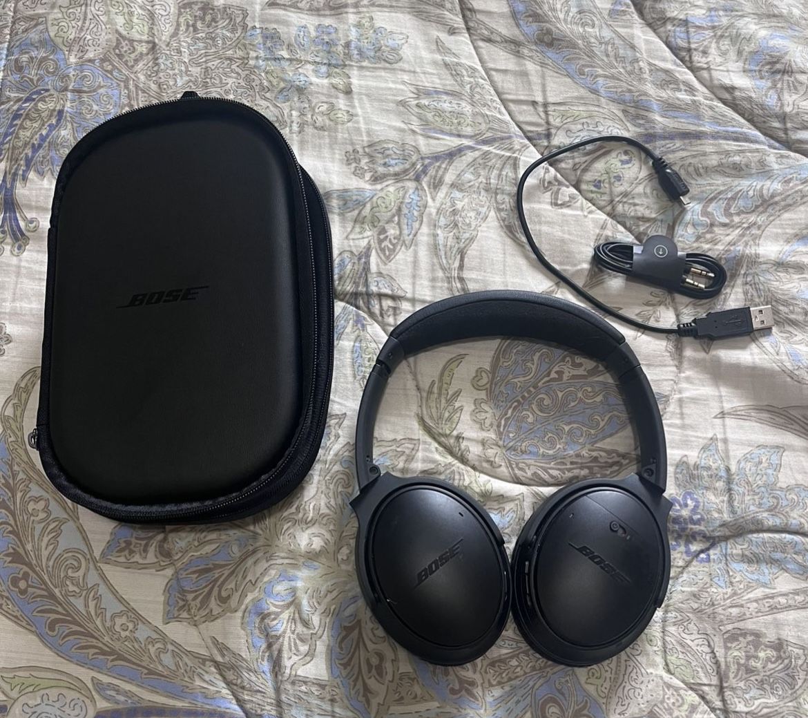 Bose Quiet Comfort 35 II Wireless Bluetooth Headphones