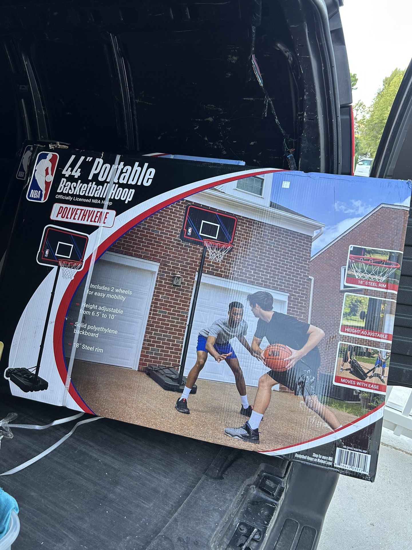 44 inch (NBA) basketball hoop polyethylene (BRAND NEW SEALED)