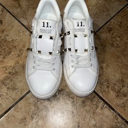 Valentino Sneakers