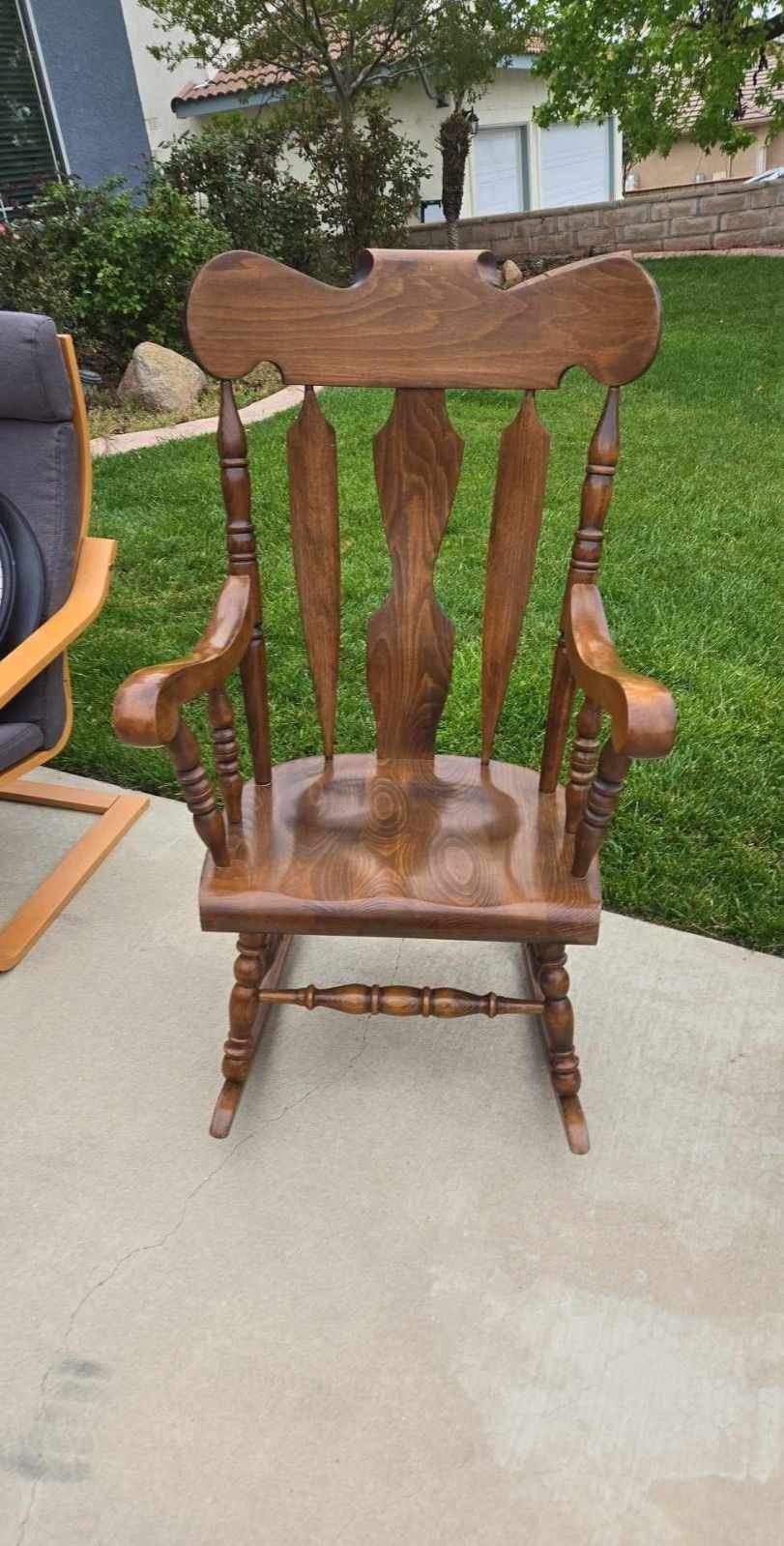 Rocking Chair (heavy)