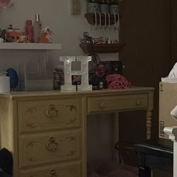 letter H it lights up