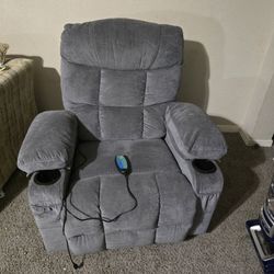 Recliner massage chair with heat, usb port, cup holders, pockets, and cushions removable for washing

Brand new.