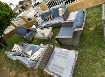 Patio Furniture set outdoor new in the box