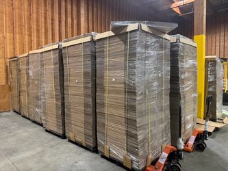 24x20x20 Bulk Flat Corrugated Cardboard Sheets Multiple Pallets