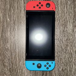 Nintendo Switch + Luigi’s Mansion 3