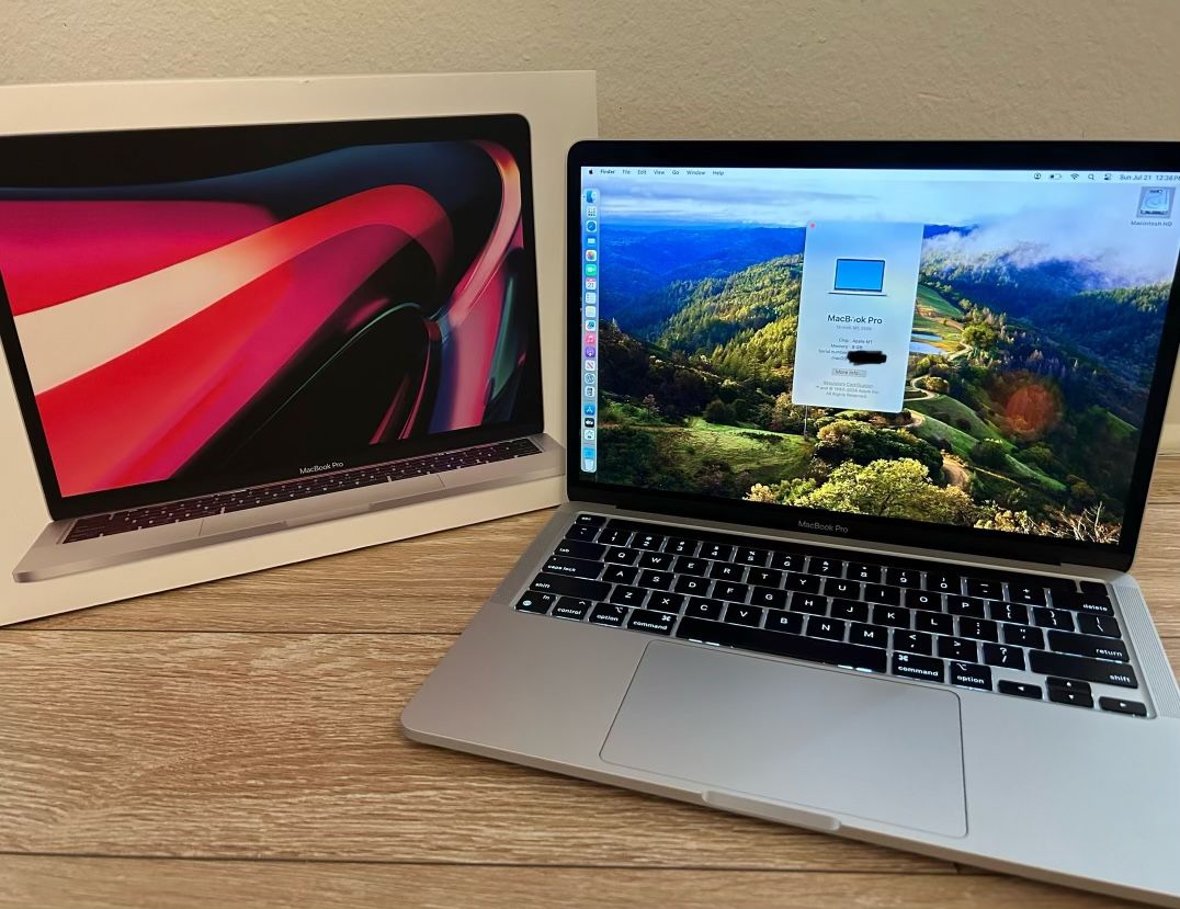 MacBook Pro M1 13 Inch 512gb Memory 8GB Ram