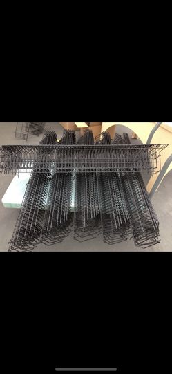 Retail Metal Fixtures 
