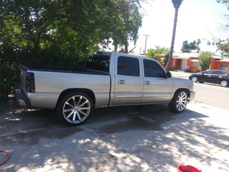 Black rhino 24" rims for trade. tires are brand new