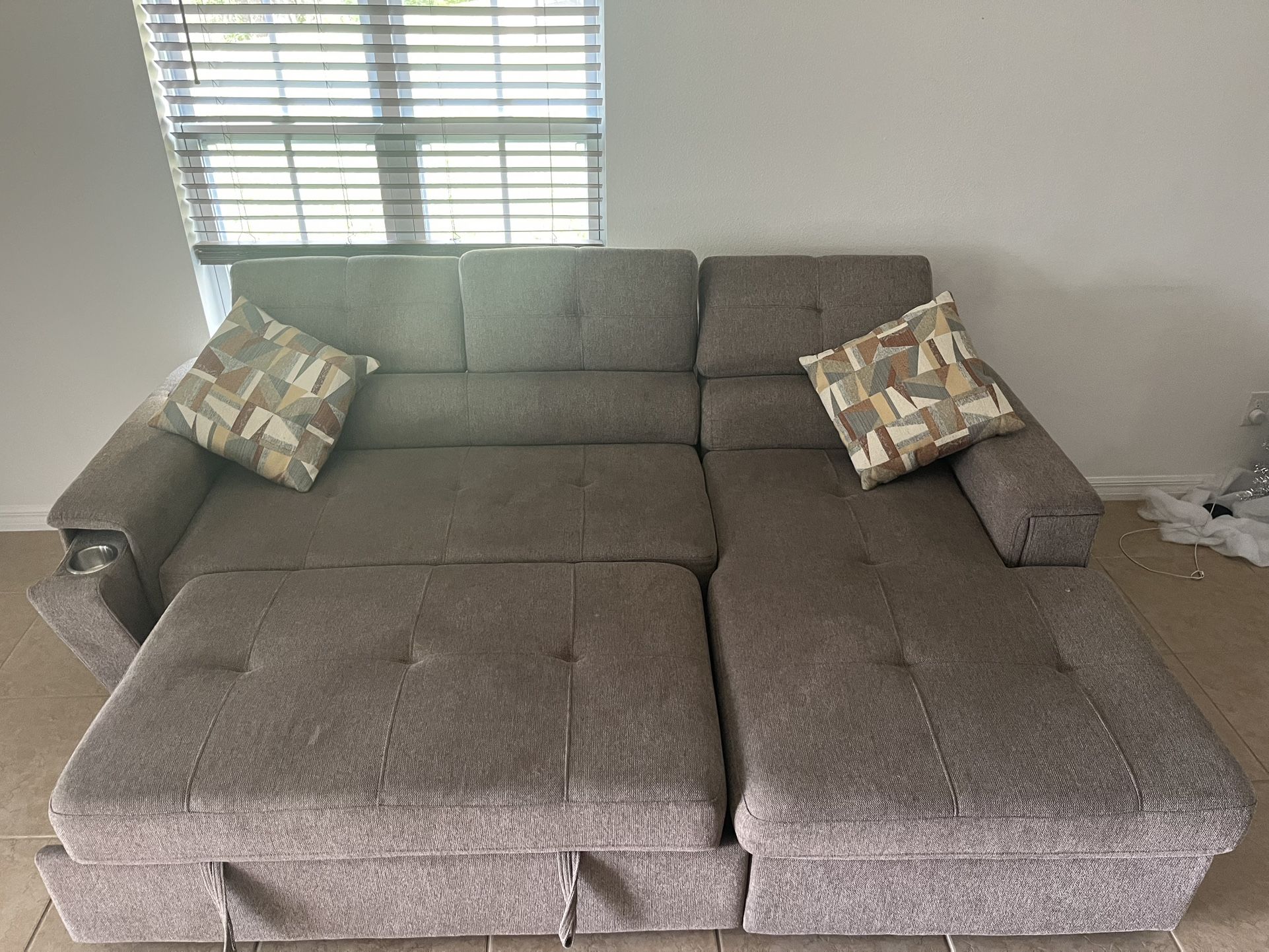 Coleford Sleeper Sectional