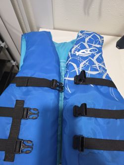 Exxel Outdoors Type III PFD Life Vest Adult Universal