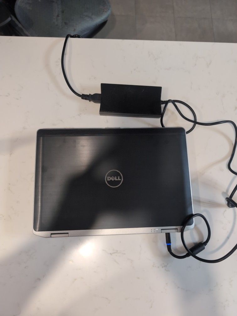 Dell Latitude Laptop i7, 8gb RAM, No Hard Drive, Dead Battery