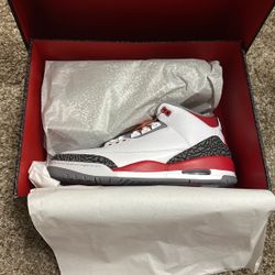 Air Jordan 3 Fire Red  Size 13