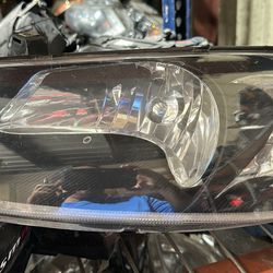  2003 Chrysler Sebring Sedan 2006-2003 Dodge Stratus Headlight 