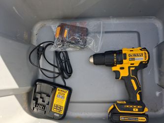 DeWalt 1/2" cordless drill