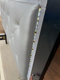 🌸ELEGANT FULL SIZE BED LIGHTUP HEADBOARD🌸