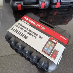 Autel MaxiIM KM100 Key Fob Programming Immobilizer Tool 2PCS Autel IKEY 60s Key IMMO Key Learning 99% Car KM100X Key Transponder Programmer Device NEW