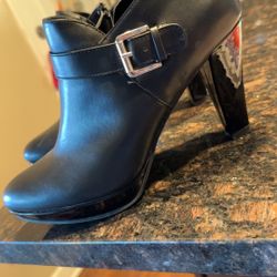 Short Boots In Black 