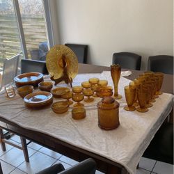 I Believe Handmade Almost 100 Piece To Serve 8 People Unused Always Having Been Sit As Decoration