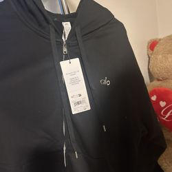 Alo  (Look At Description )