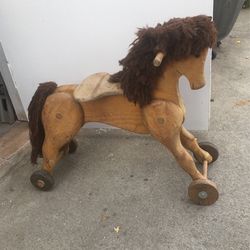 Caballito De Madrra Antiguo