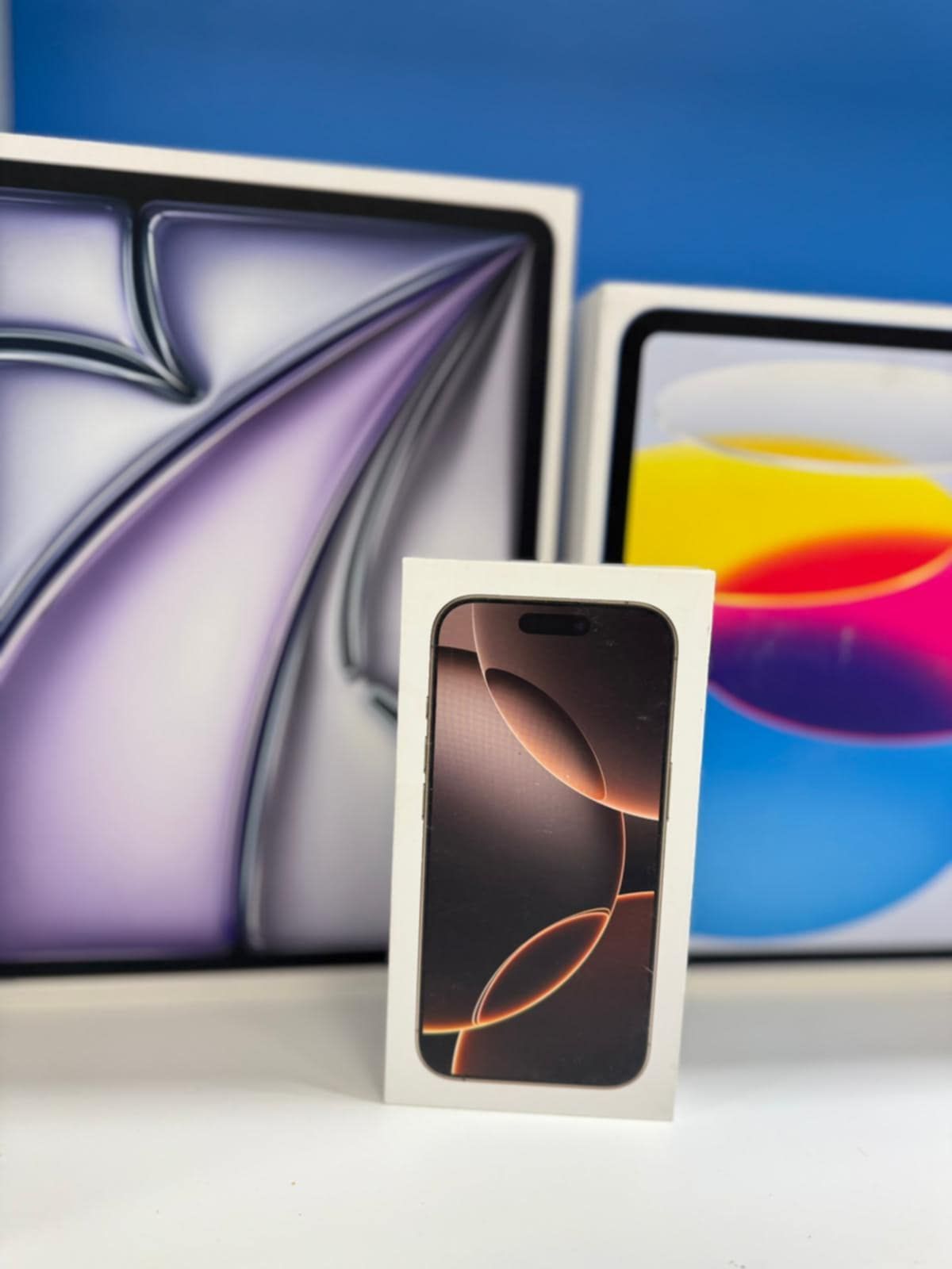 Apple iPhone 16 Pro - Pay $5 DOWN AVAILABLE - NO CREDIT NEEDED